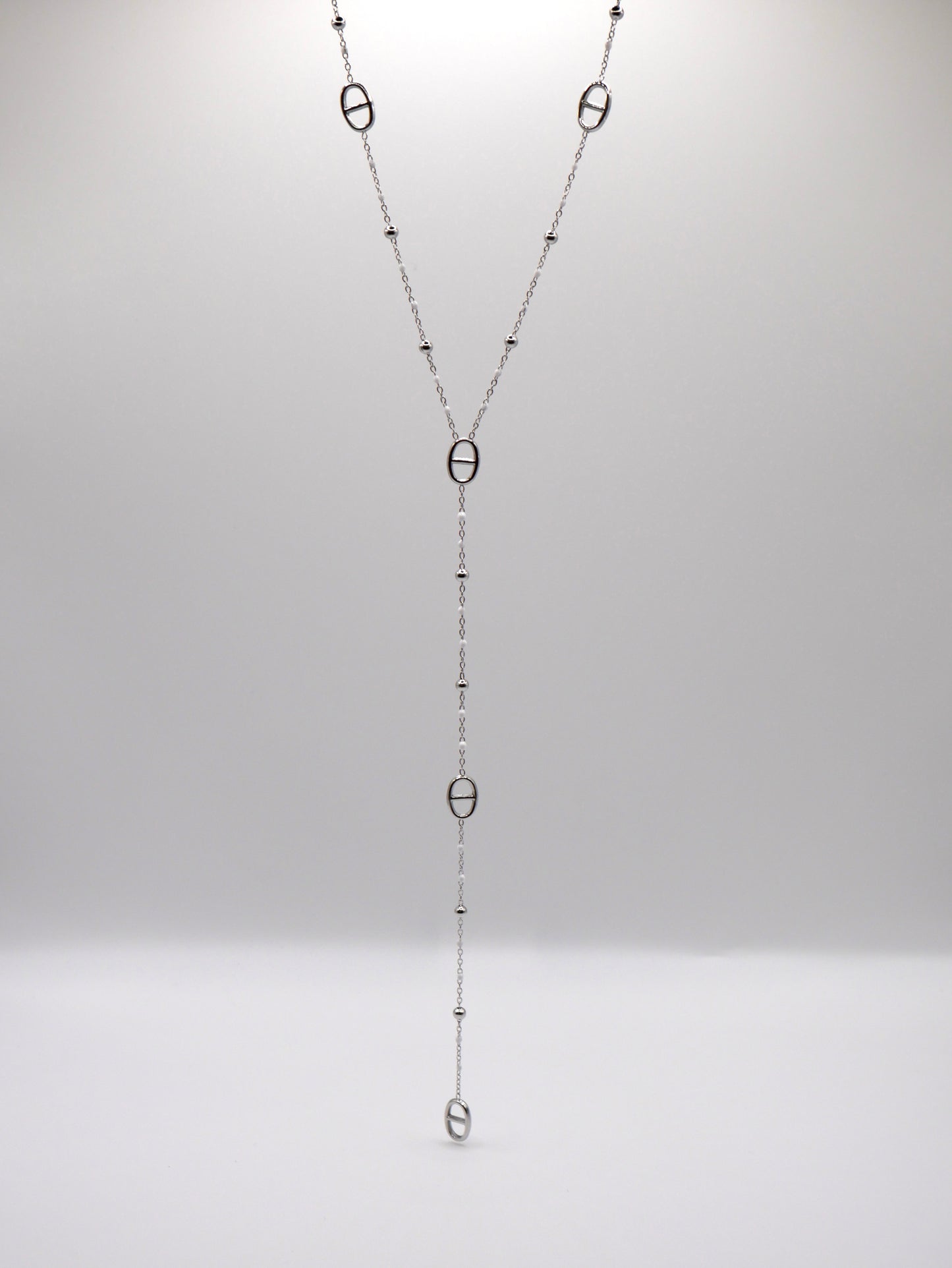 Collier Emmy argenté