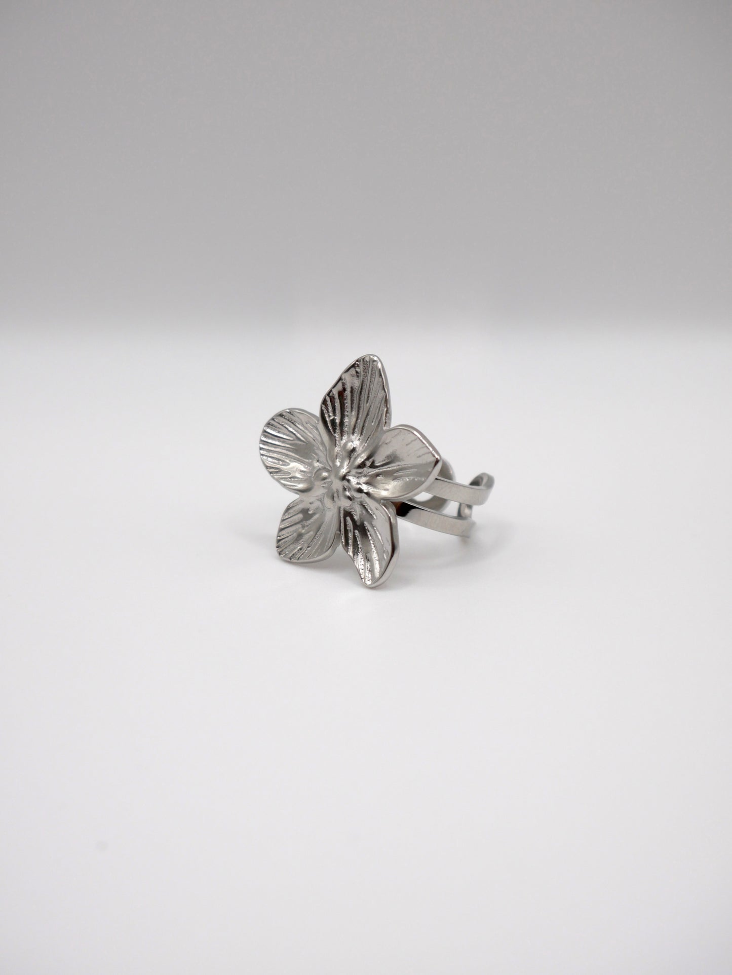 Bague Fleur argentée
