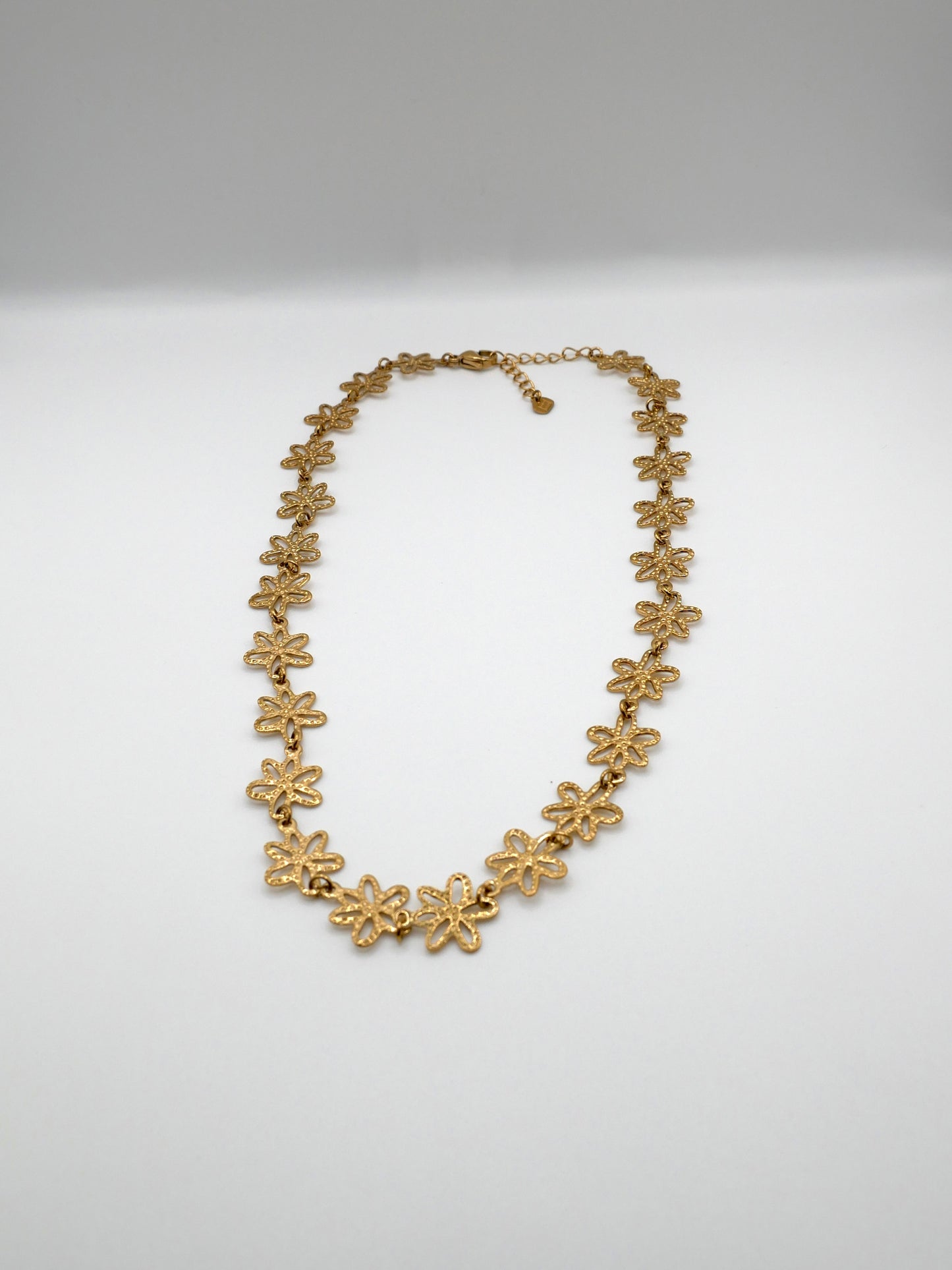 Collier Flora